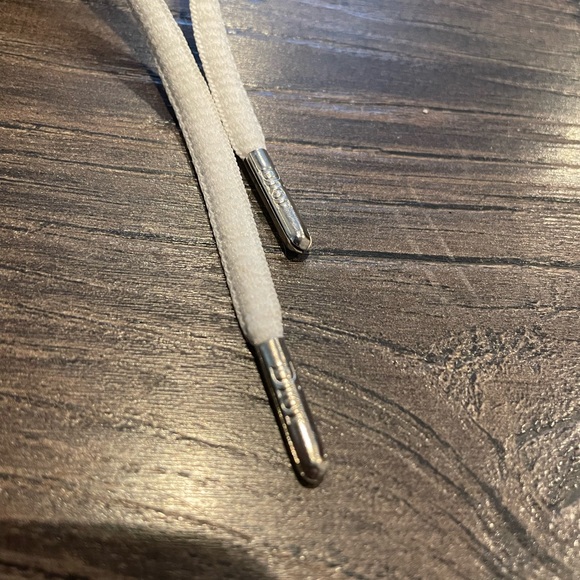 Dior Sneakers! womens genuine leather & blue logo print patent leather detail - Picture 6 of 8